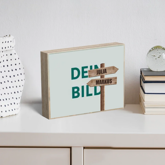Holzbild-Wegweiser-Eigenes_Bild-Hintergrund