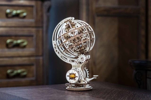 EWA I Mechanischer Globus I Holzpuzzle